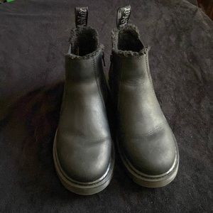 Dr Martens kid boot Chelsea fur lined zipper size 4 black
